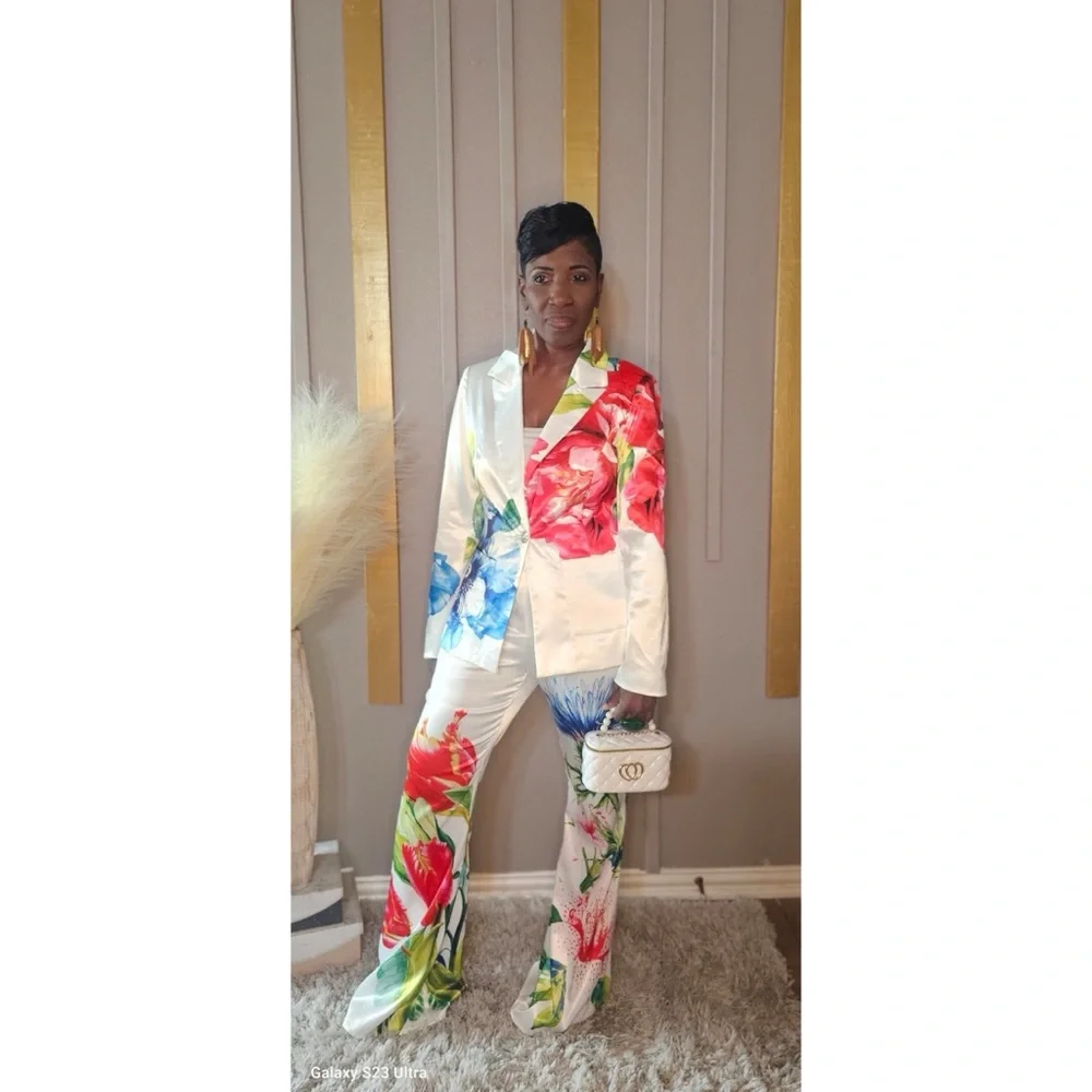 Floral Print Women's Pantsuit - Picture 3 of 5